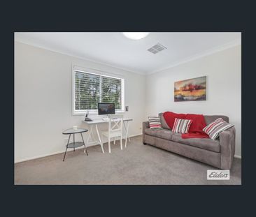Comfortable 4 Bedroom Family Home - Photo 3