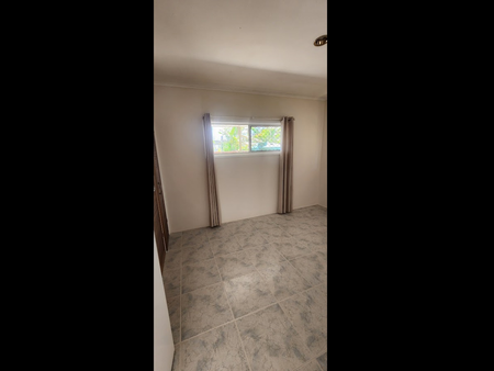 2 Binda Place, Bundall, QLD - Photo 4