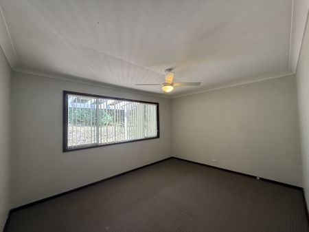 83 Kingsway Avenue RANKIN PARK NSW 2287 - Photo 3