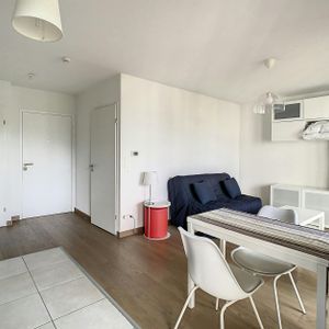 Lyon 3 : Charmant studio meublé avec balcon et garage - Photo 2