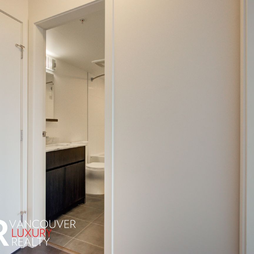 Condo in Richmond, BC - Photo 1