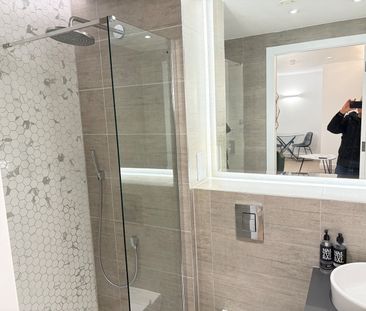 Studio Flat, Park Hill House, TW8 - Photo 1