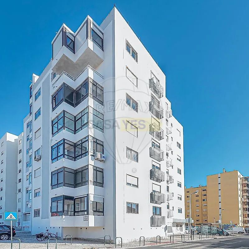 Apartment T1 in Carcavelos e Parede, Cascais - Photo 1
