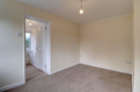 1 BED Bungalow - Photo 4