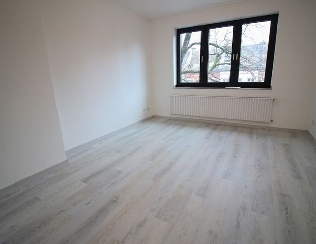 Sanierte Wohnung mit Aufzug in Innenstadtlage - Photo 1