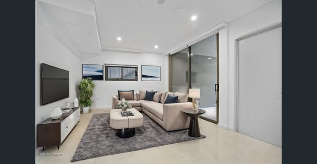 North-East Facing Residence | Only 2 Minutes' Walk to Macquarie Centre - Photo 1