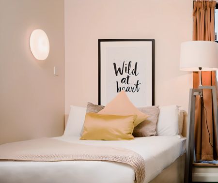 1 Bed Apartment - Photo 2