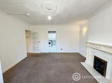 3 Bedroom Cottage to Rent - Photo 2