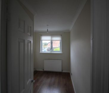 3 Bedroom Semi-Detached House for Rent - Photo 1