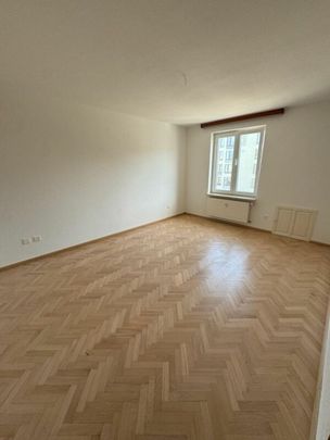 Light-flooded 3.5-room apartment in a central location on Luzernerring - Foto 1