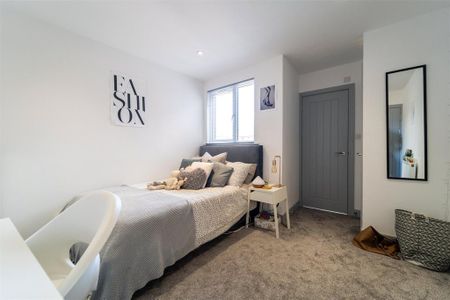 6 bedroom house to rent - Photo 3