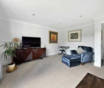 4 bedroom terraced house to rent - Photo 3