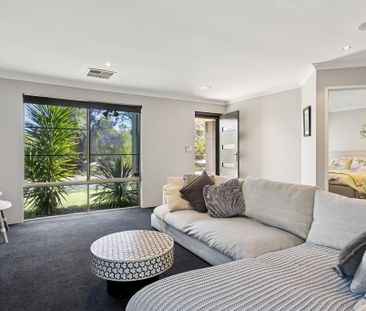 18 Cleveland Court, Marangaroo WA 6064 - Photo 3