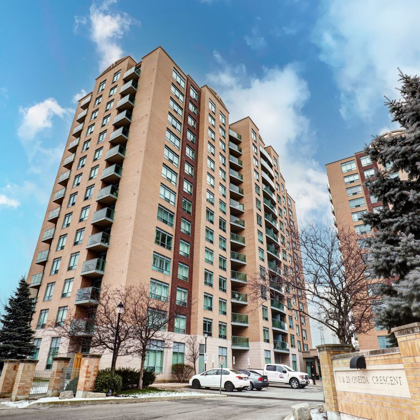 For Lease - 11 Oneida Crescent Unit# 1008, Richmond Hill, Ontario - Photo 1