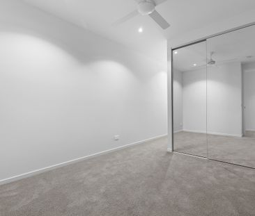 Stunning apartment located in Coolum - Photo 2