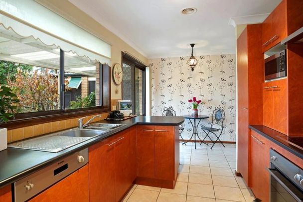 Perfect Location! - Photo 1