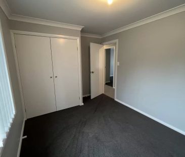 Low Maintenance - Photo 3