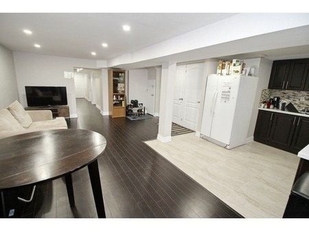 For Lease - 92 Kingsmere Crescent Unit# (Main), Brampton, Ontario - Photo 5
