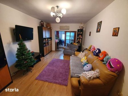 Inchiriez Apartament 2 camere, E3 - Fotografie 3