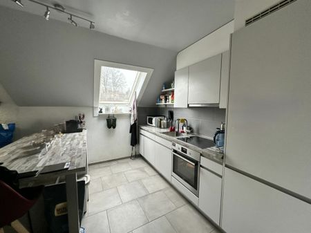 Appartement de 5 pièces avec cheminée au 3e étage - Photo 5