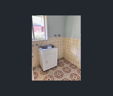 Comfort and Convenience in the Heart of Clayton - Photo 2