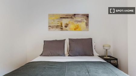 3 room luxury Apartment for rent in Barcelona, Catalonia - Photo 3