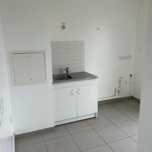 Location Appartement 2 pièces 40m² CERGY 95800 - Photo 2