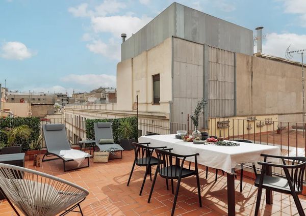 Carrer de Verdaguer i Callís, Barcelona, Catalonia 08003