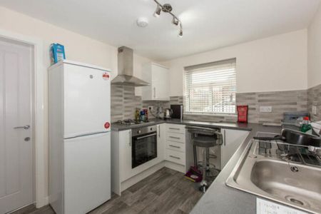 Room 2, 1 St John Street, , UK - Photo 4