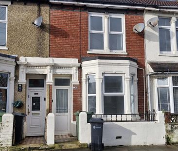 3 bedroom terraced house to rent - Photo 5