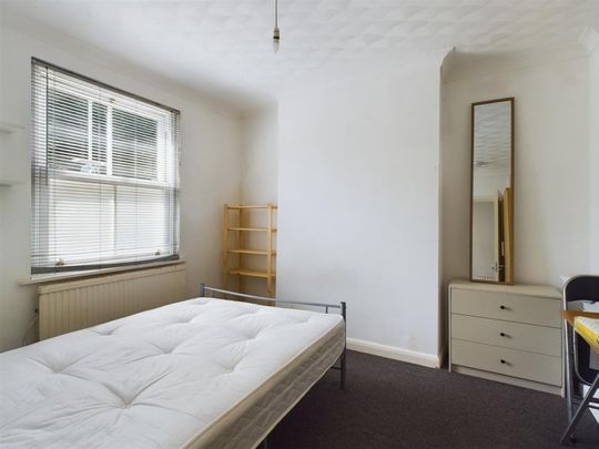Hollingdean Road, Brighton - Photo 1