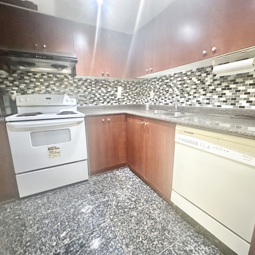 For Lease - 9 Brambank Crescent, Brampton, Ontario - Photo 1