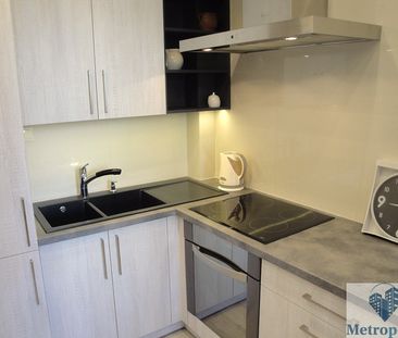 Warszawa, Mokotów, Wiktorska - Photo 3