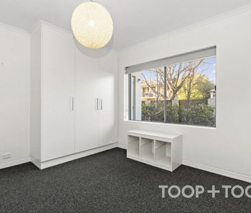 Modern Unit in Prime Location - Photo 2