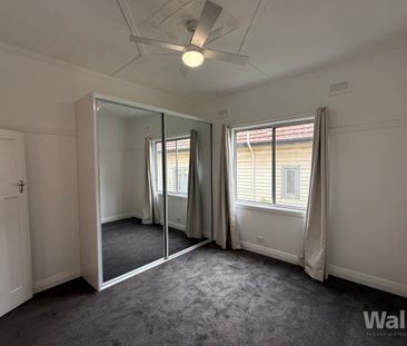 PLEASE DO NOT ATTEND THE PROPERTY BOOK YOUR ONLINE VIDEO TOUR – SEE... - Photo 5