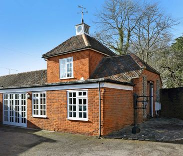 2 bedroom house to rent - Photo 1