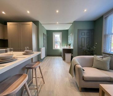 1 bedroom in a house share to rent - Photo 1