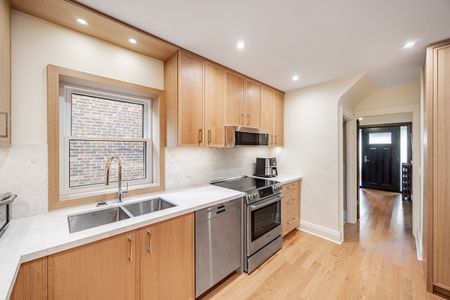 For Lease - 239 Winona Drive, Toronto, Ontario - Photo 3