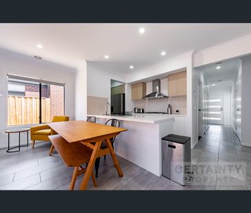 Room 3/10 Atisha St, Wyndham Vale, Vic 3024 - Photo 3