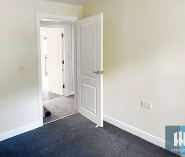 Sylvan Ridge, Ferndale, Huddersfield, HD2 - Photo 3