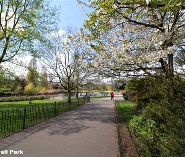 2 bedroom flat to rent - Photo 3