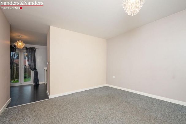 3 bedroom semi-detached house to rent - Photo 1