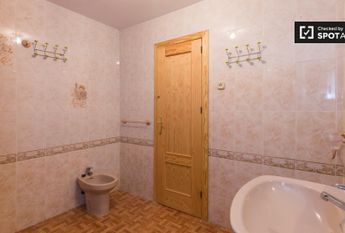 granada, Andalusia 18003