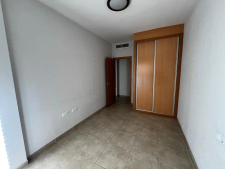 Piso de alquiler en Avinguda de Jacinto Benavente, Pueblo - Photo 3