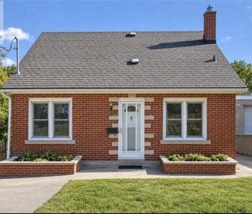 191 GROVE Street — 4 Bedroom - Photo 1
