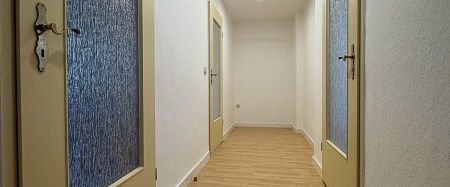 Erstbezug in Alberoda! Großzügige 4-Raum-Wohnung mit eigenem Garten - Foto 1