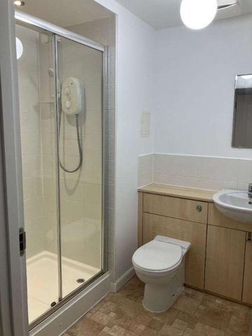 Moreland Place, Causewayhead, Stirling, FK9 - Photo 2