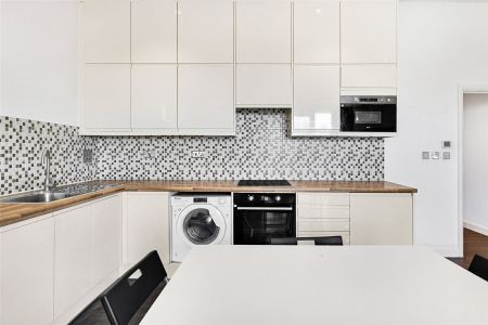 Weir Road, London, SW19 flat to rent - Photo 4