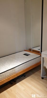 3 bedroom apartment next to Melbourne Central! - Photo 1