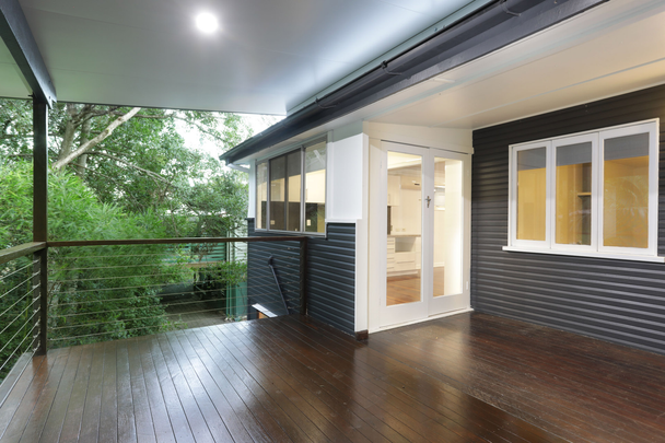 125 Russell Terrace, Indooroopilly - Photo 1